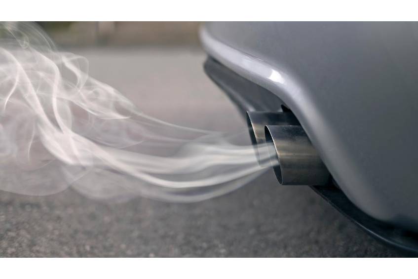 Jeder zweite Autofahrer ist gegen Verbot von Verbrennungsmotoren Diesel- und Benzin-Autos ganz verbannen? Das findet die Mehrheit der Autofahrer gar nicht gut. 