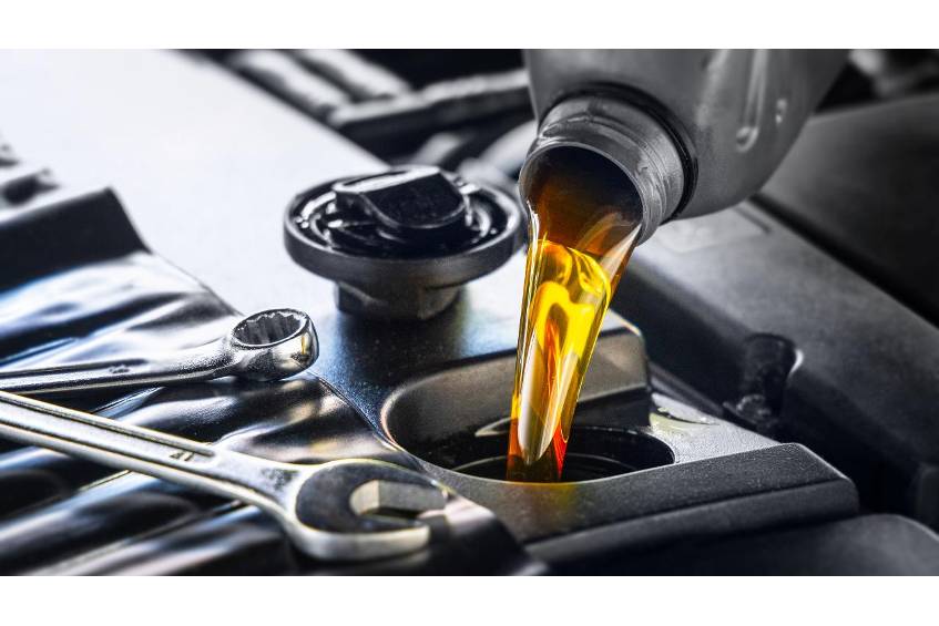 Wie Sie das richtige Motoröl für Ihr Auto finden Bei der Suche nach dem passenden Motoröl gibt es viel Auswahl – und viel Verwirrung. Wir klären auf.