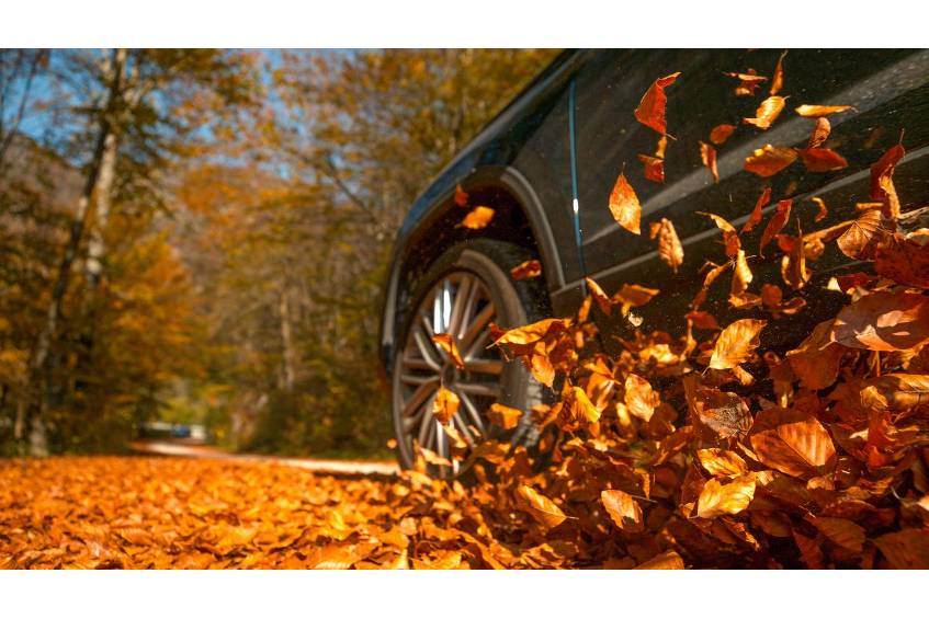Welche Verkehrsregeln Autofahrer im Herbst und Winter vergessen In der kalten Jahreszeit ist alles ein bisschen anders. Es gibt auch besondere Bußgelder. 